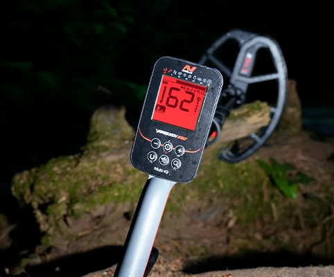 Nevşehir Minelab Vanquish 340 - Aydınlatmalı kullanım