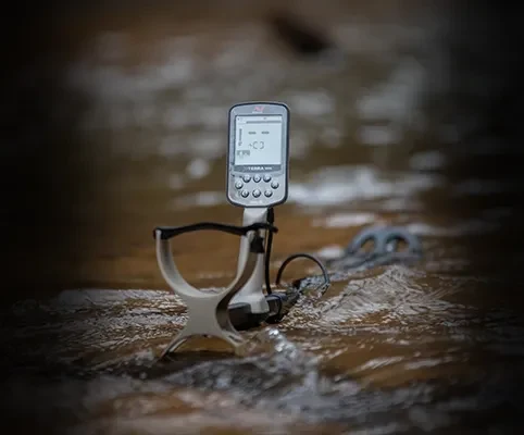 Nevşehir Minelab X-Terra Elite - Su geçirmez gövde